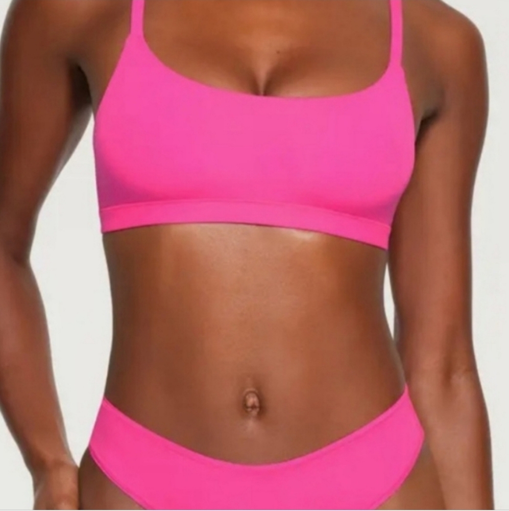 Skims Fits Everybody Scoop Neck Bralette
